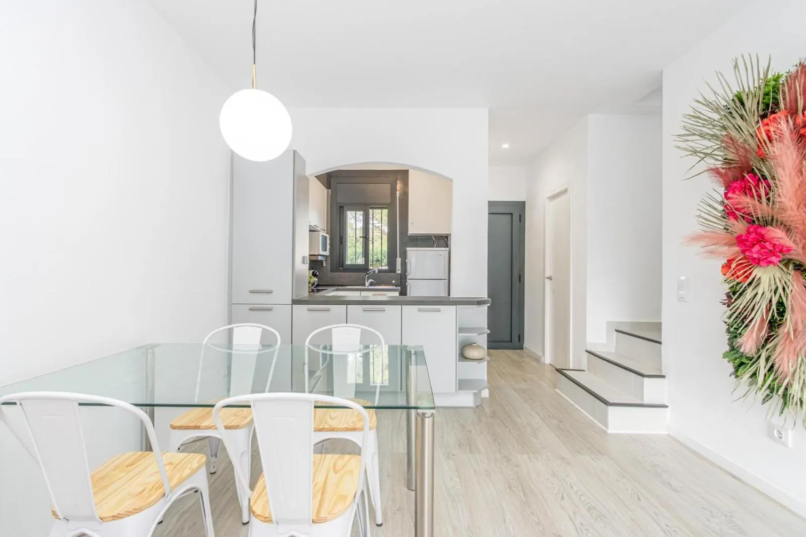 Milenial Immo Triangle - House With Barbecue And Swimming Pool Villa Empuriabrava