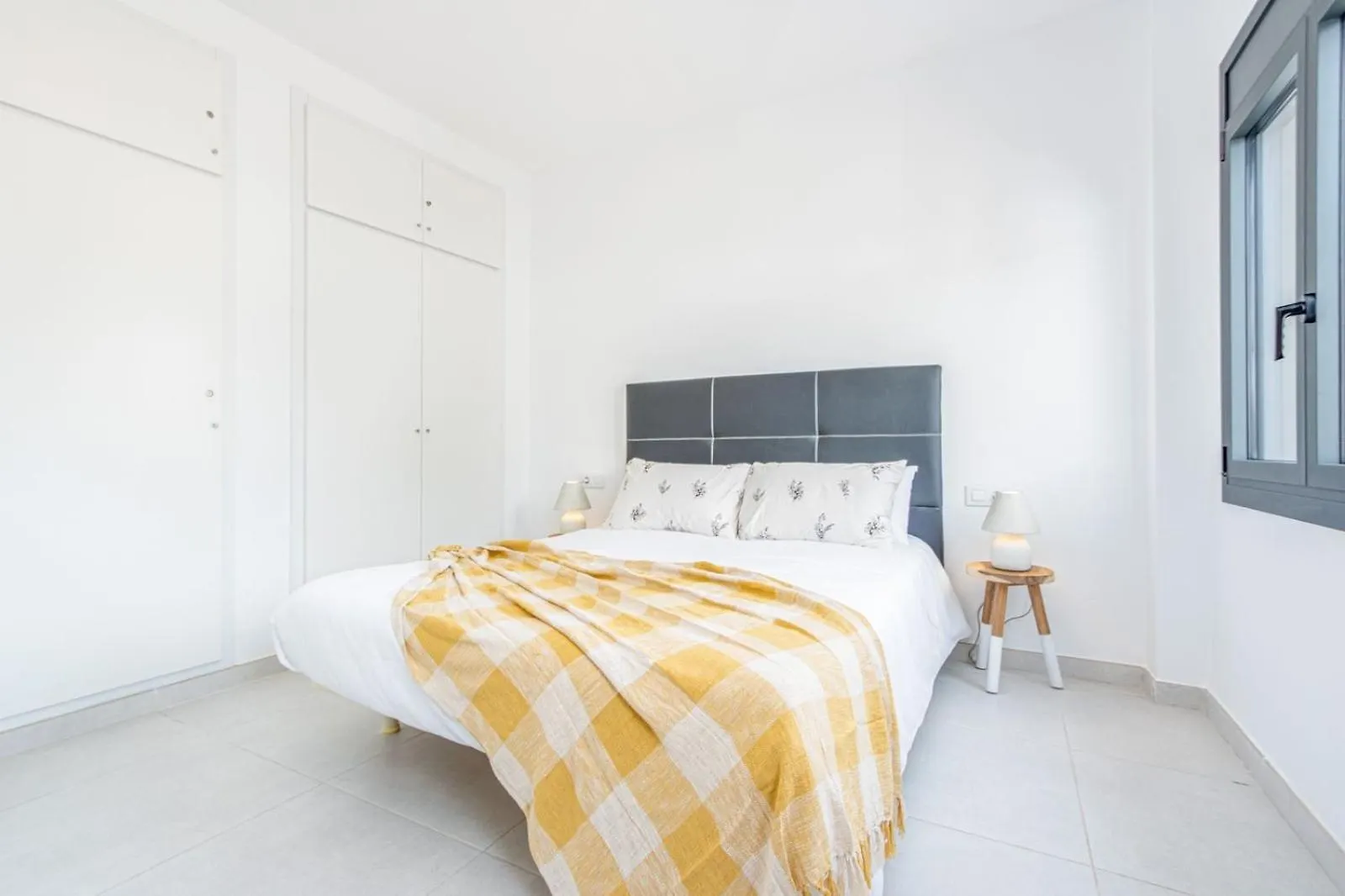 Milenial Immo Triangle - House With Barbecue And Swimming Pool Villa Empuriabrava