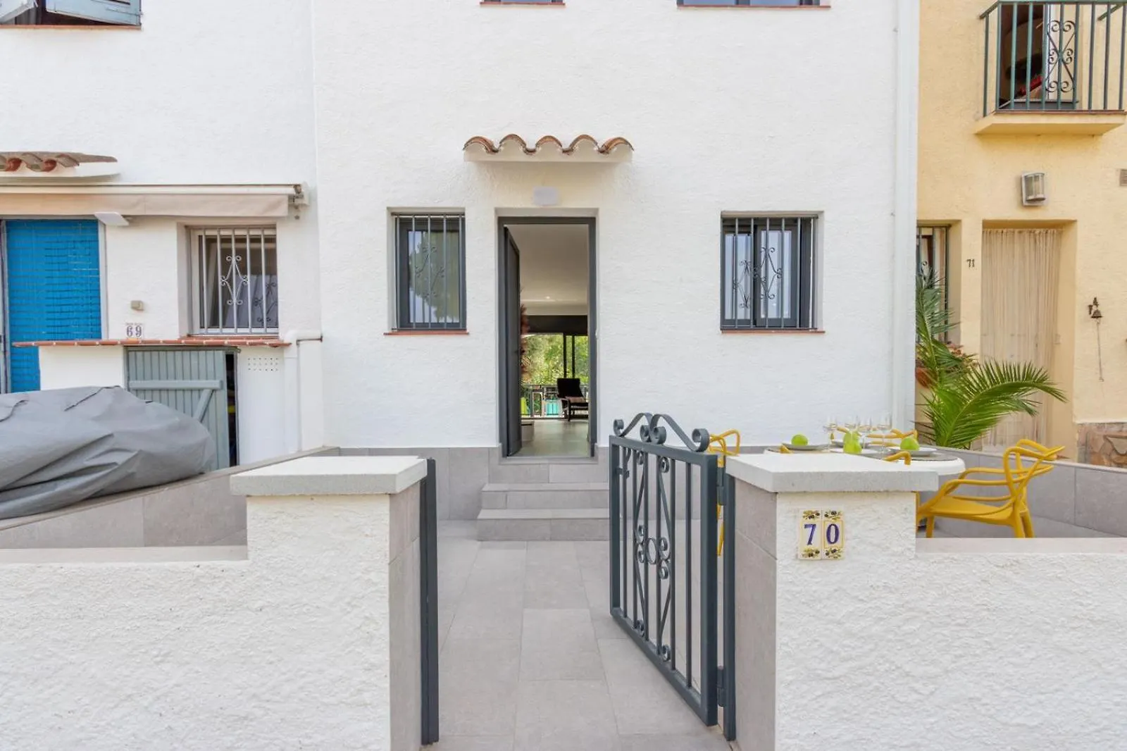 Вилла Milenial Immo Triangle - House With Barbecue And Swimming Pool Эмпуриабрава Испания