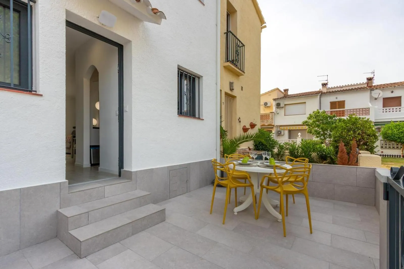 Milenial Immo Triangle - House With Barbecue And Swimming Pool Villa Empuriabrava 0*,  İspanya