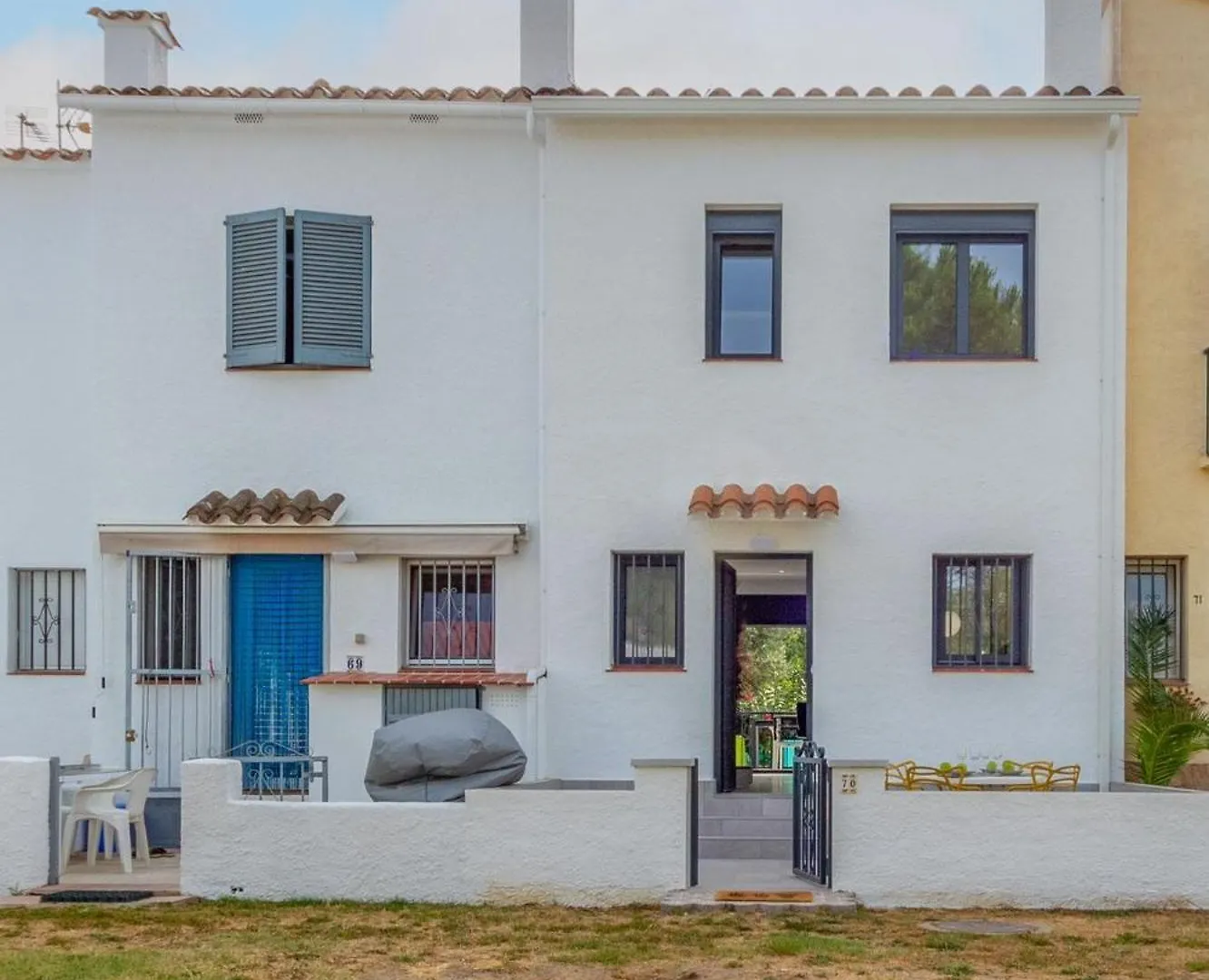 Tatil Evi Milenial Immo Triangle - House With Barbecue And Swimming Pool Villa Empuriabrava
